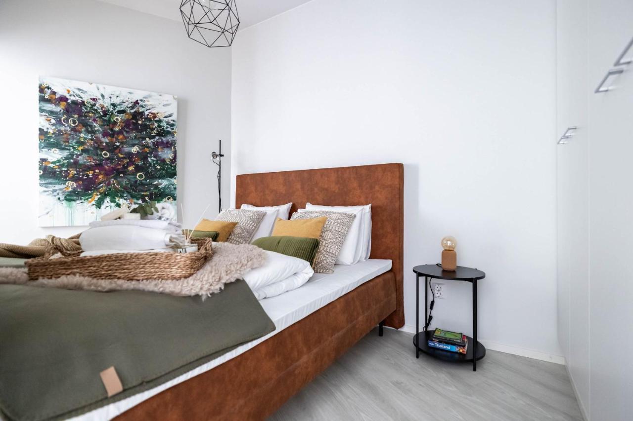 Arctic Golden Sun Apartment *